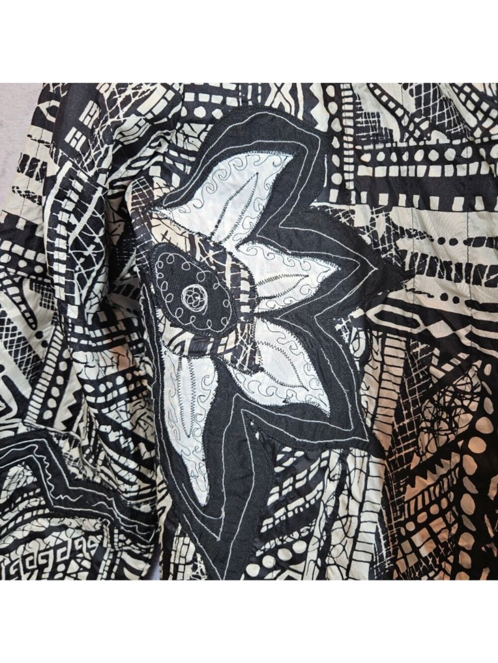 Chicos Black White Embroidered Silk Jacket Womens XL Floral Career Office Boho - Picture 3 of 12